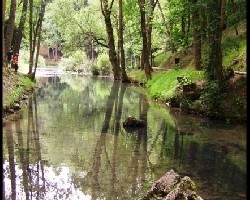 Nacimiento del rio ebro (cantabria)