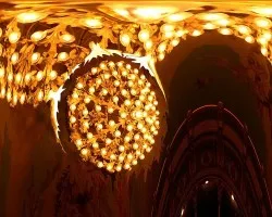Luz a teatro lleno