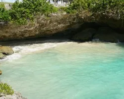 Playa rocosa2