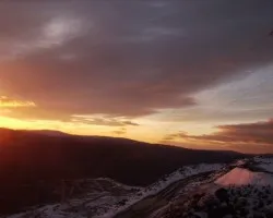 Atardecer en la nieve