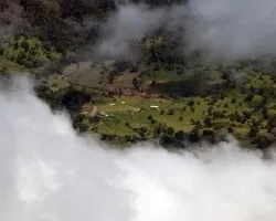Paisaje entre nubes