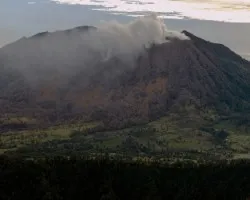 El Turrialba visto desde el Irazu