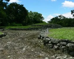 Calzada o via de comunicacion