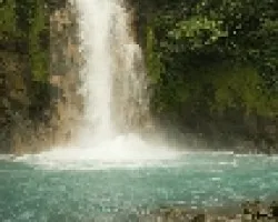 Salto del Blanco al celeste