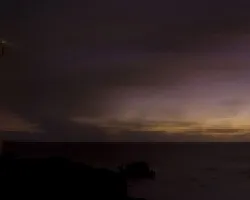faro punta del volcan