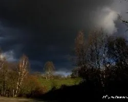 Luz y sombre en la tormenta