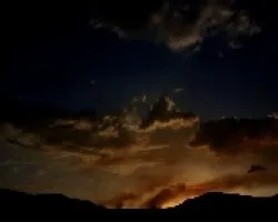 Subo otra vez  el atardecer después del incendio