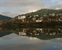 Como se refleja en el agua del Sil