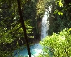 CATARATA RIO CELESTE