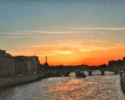 Atardecer en el Sena