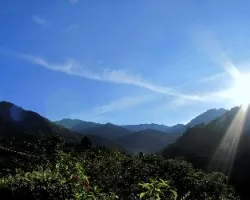 Cumbres bañadas en Luz