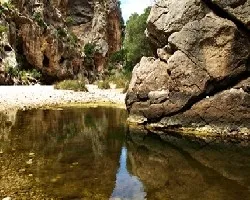 Rocas y agua 2