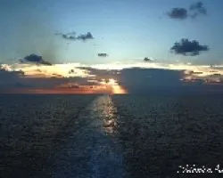 ATARDECER EN ALTAMAR