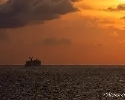 ATARDECER EN ALTAMAR