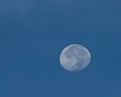 Luna de dia