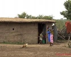 Madre y niños Masai