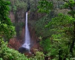 Catarata del Río Toro