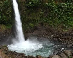 Caída del agua