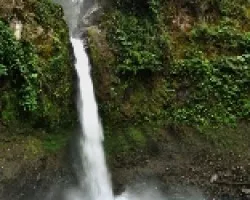 : Catarata de la Paz, Vara Blanca,