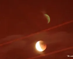Dos lunas rojas en el eclipse
