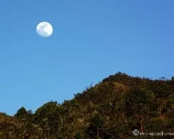 Atardecer con luna