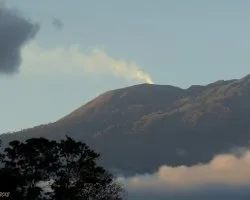 Cumbre Humeante