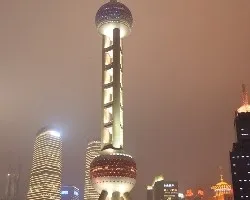 La perla de oriente, torre de tv.