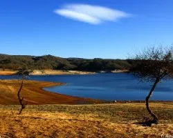 El lecho del río xares 