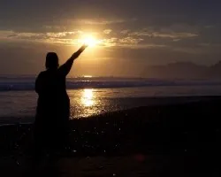 Tapar el sol con un dedo