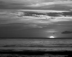 Atardecer en b/n
